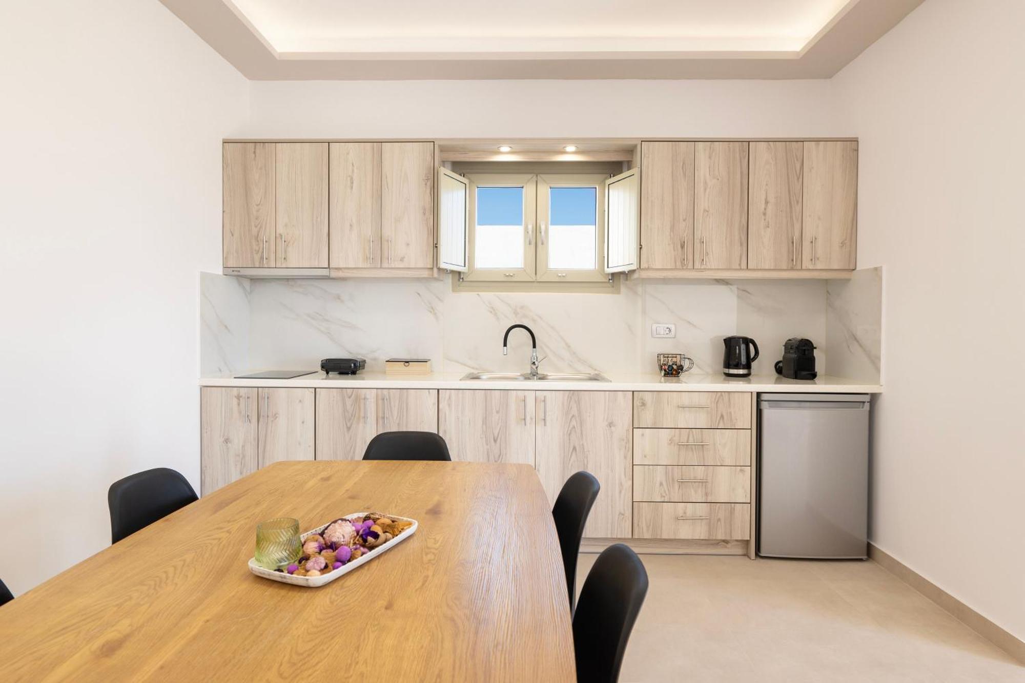 Windmillside Luxury Villas Emporio  Extérieur photo