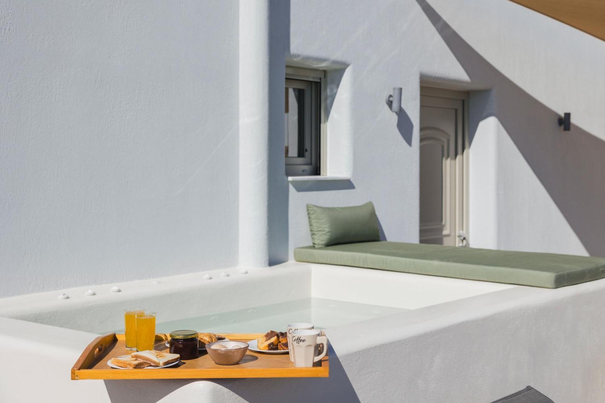 Windmillside Luxury Villas Emporio  Extérieur photo